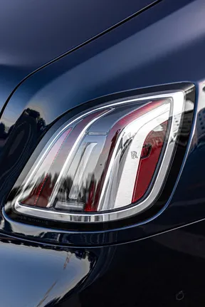 Rolls-Royce Dawn 2025