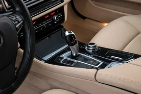 BMW 5 Series 520 2015