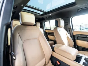 Land Rover Defender 110 2025
