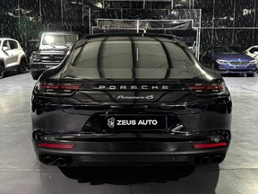 Porsche Panamera 4S 2017
