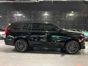 Cadillac Escalade 2024