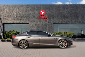 Maserati Ghibli S 2020