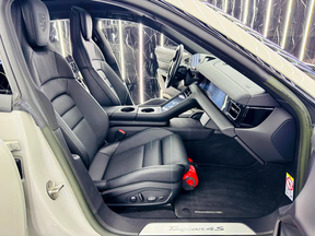 Porsche Taycan 4S 2022