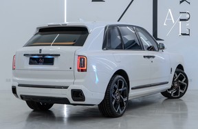 Rolls-Royce Cullinan Black Badge 2025