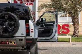 Land Rover Defender 110 2021
