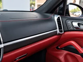 Porsche Cayenne Turbo 2015