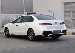 BMW 7 Series 735 2023
