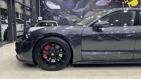Porsche Taycan GTS 2022
