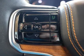 Jeep Grand Wagoneer 2023