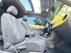 Volkswagen Beetle 2016