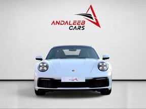 Porsche 911 Carrera 4 2023