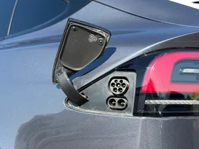 Tesla Model X 2023