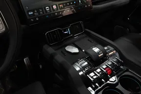 BYD Leopard 8 2025