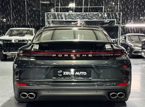 Porsche Panamera 4S E-Hybrid 2025