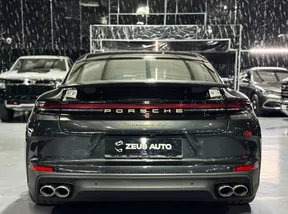 Porsche Panamera 4S E-Hybrid 2025
