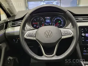 Volkswagen Passat 2021