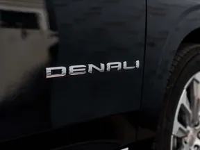GMC Yukon 2024