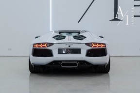 Lamborghini Aventador 2014