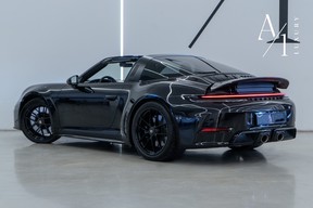Porsche 911 Targa 4 GTS 2025