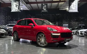 Porsche Cayenne GTS 2016