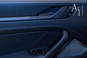 Porsche 911 Targa 4 GTS 2025