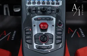 Lamborghini Aventador 2014