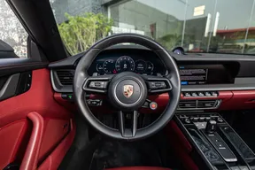 Porsche 911 Carrera 2025