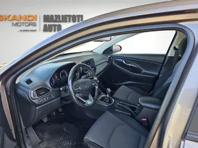 Hyundai i30 2022