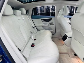 Mercedes-Benz EQE 350 2023