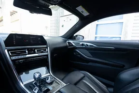 BMW 8 Series M850 2022