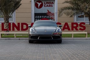 Porsche Cayman 718 2024
