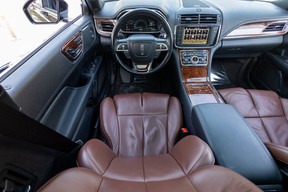 Lincoln Continental Sedan 2018