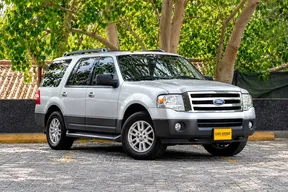 Ford Expedition Limo 2014