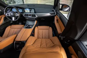 BMW X5 40 2023
