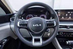 Kia K5 2023