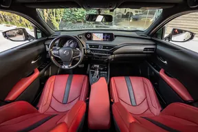 Lexus UX 200 2022