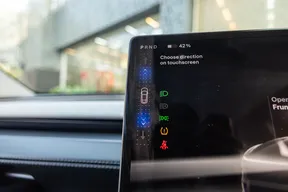Tesla Model Y Long Range 2025