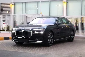 BMW 7 Series 735 2025