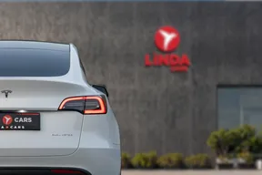 Tesla Model Y Long Range 2024