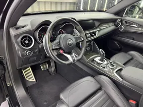 Alfa Romeo Stelvio Quadrifoglio 2022