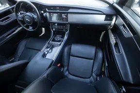 Jaguar XF 2019