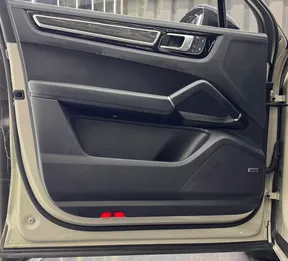 Porsche Cayenne GTS 2023