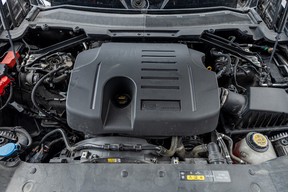 Land Rover Defender 110 2025