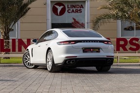 Porsche Panamera 2022