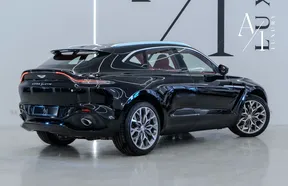Aston Martin DBX 2024