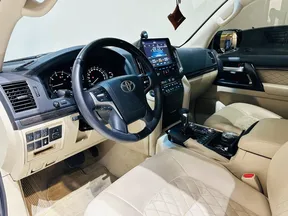 Toyota Land Cruiser 2020