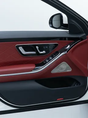 Mercedes-Benz S-Class 580 2022