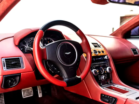 Aston Martin DB9 2010