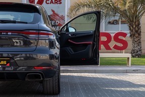 Porsche Macan 2021