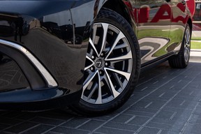 Lexus ES 350 2023